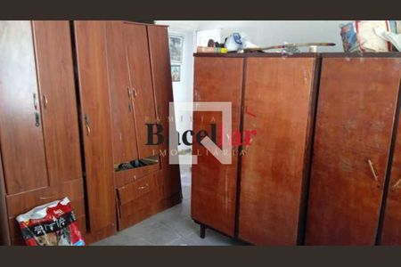 Casa à venda com 3 quartos, 200m² em Vila Valqueire, Rio de Janeiro