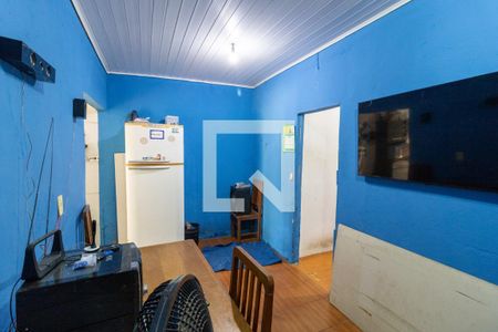 Sala de casa à venda com 2 quartos, 200m² em Restinga, Porto Alegre