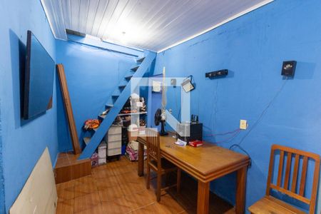 Sala de casa à venda com 2 quartos, 200m² em Restinga, Porto Alegre