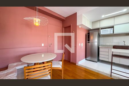 Sala de apartamento para alugar com 1 quarto, 49m² em Vila Cordeiro, São Paulo