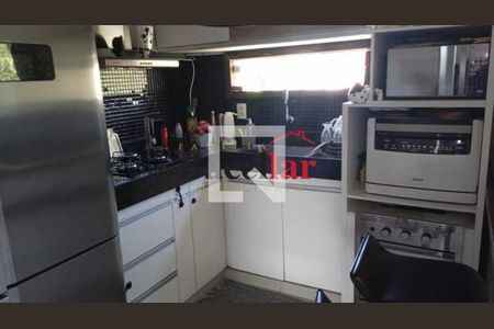 Casa à venda com 5 quartos, 250m² em Vila Valqueire, Rio de Janeiro