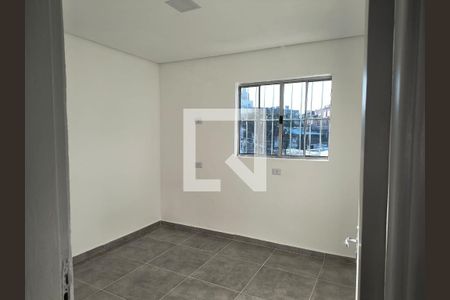 Quarto de casa à venda com 4 quartos, 375m² em Novo Osasco, Osasco