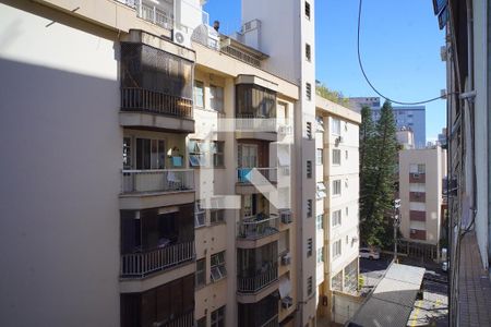 Quarto 1_Vista  de apartamento à venda com 2 quartos, 42m² em Floresta, Porto Alegre