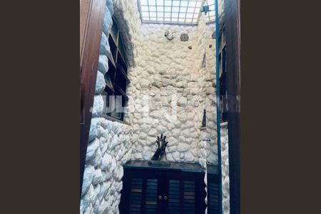 Casa à venda com 4 quartos, 319m² em Vila Valqueire, Rio de Janeiro