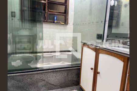 Casa à venda com 4 quartos, 319m² em Vila Valqueire, Rio de Janeiro