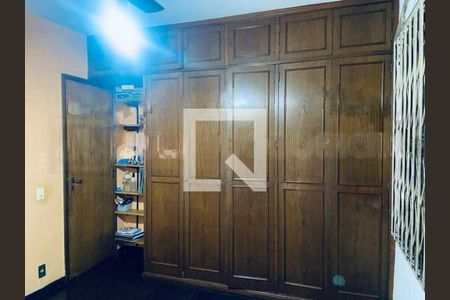 Casa à venda com 4 quartos, 319m² em Vila Valqueire, Rio de Janeiro