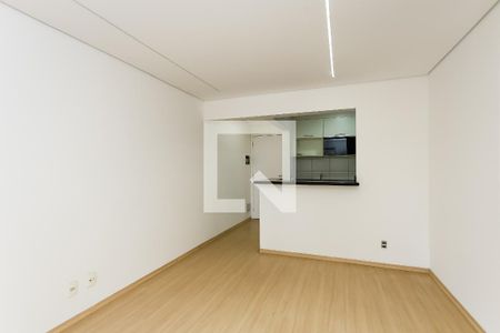 sala  de apartamento para alugar com 3 quartos, 70m² em Jardim Maria Rosa, Taboão da Serra