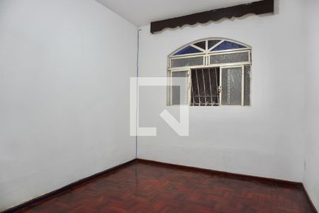 Quarto 1 (Casa) de casa à venda com 6 quartos, 250m² em Ipê, Belo Horizonte