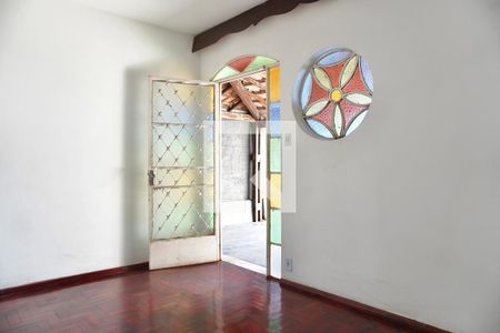 Sala 1 (Casa) de casa à venda com 6 quartos, 250m² em Ipê, Belo Horizonte