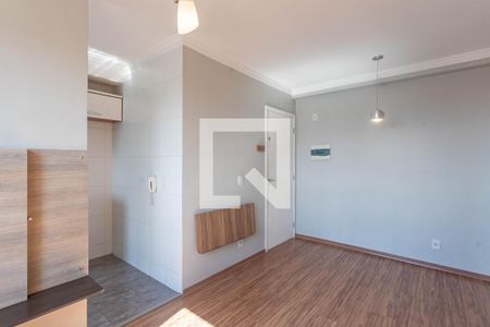 Sala de apartamento para alugar com 2 quartos, 43m² em Canhema, Diadema