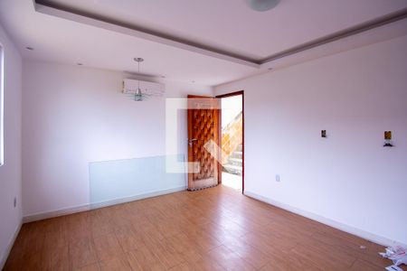 Sala de apartamento para alugar com 2 quartos, 67m² em Trindade, São Gonçalo