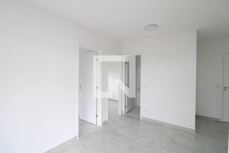 Sala de apartamento para alugar com 2 quartos, 43m² em Vila Isa, São Paulo