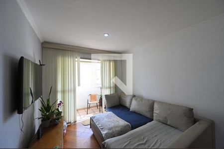 Sala de apartamento para alugar com 3 quartos, 73m² em Chácara Inglesa, São Paulo