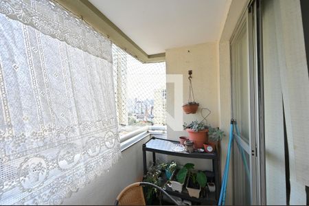 Varanda de apartamento para alugar com 3 quartos, 73m² em Chácara Inglesa, São Paulo