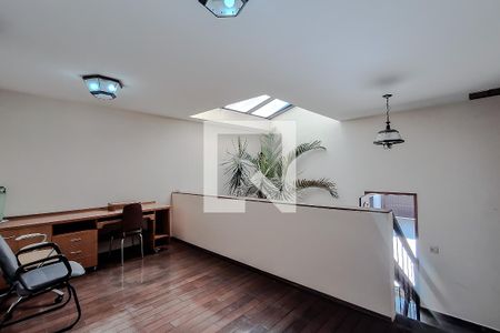 Escritório de casa para alugar com 4 quartos, 197m² em Vila São José, São Paulo