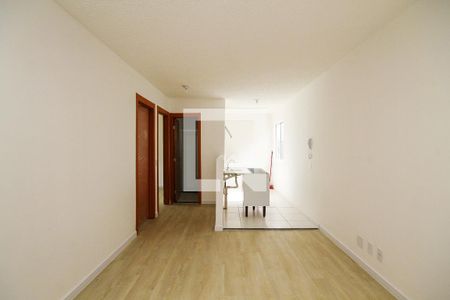 Sala de casa de condomínio para alugar com 2 quartos, 47m² em Jardim Ipes, Cotia