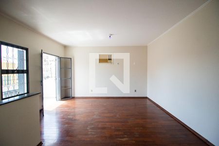 Sala de TV de casa para alugar com 3 quartos, 250m² em Jardim Faculdade, Sorocaba