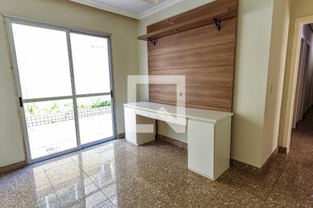 Sala de TV de apartamento para alugar com 3 quartos, 185m² em Buritis, Belo Horizonte