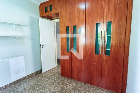 Quarto 1 de apartamento para alugar com 3 quartos, 185m² em Buritis, Belo Horizonte