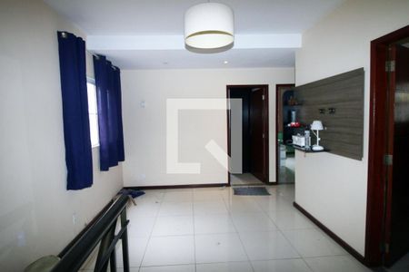 Sala 2º piso de casa para alugar com 4 quartos, 160m² em Vista Alegre, Rio de Janeiro