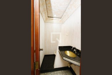 Lavabo de apartamento para alugar com 3 quartos, 200m² em Coracao de Jesus, Belo Horizonte