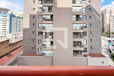 varanda sala de kitnet/studio para alugar com 2 quartos, 50m² em Jardim Paulista, São Paulo