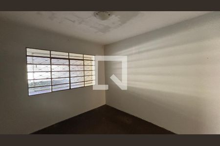 Sala de casa à venda com 2 quartos, 80m² em Vila Vitória, Santo André