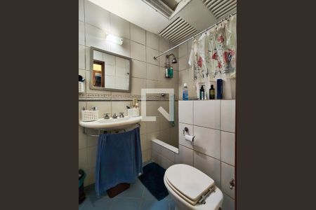 Banheiro Corredor de apartamento à venda com 2 quartos, 100m² em Grajaú, Rio de Janeiro