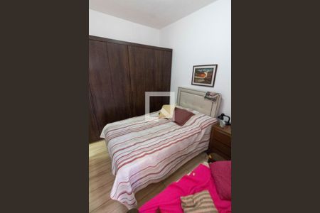 QUARTO 1 de apartamento à venda com 2 quartos, 60m² em Centro, Campinas