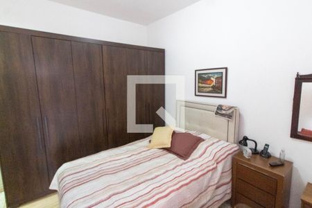 QUARTO 1 de apartamento à venda com 2 quartos, 60m² em Centro, Campinas
