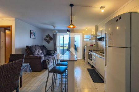 Sala de apartamento para alugar com 2 quartos, 77m² em Nova Mirim, Praia Grande