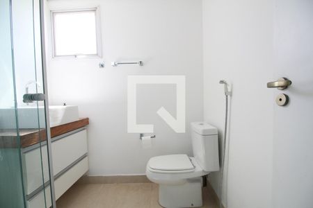 Banheiro de apartamento para alugar com 1 quarto, 48m² em Vila Andrade, São Paulo
