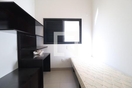Quarto 1 de apartamento para alugar com 3 quartos, 57m² em Umuarama, Uberlândia