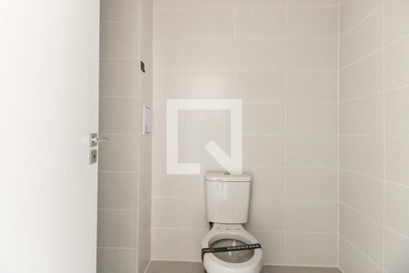 Banheiro  de kitnet/studio para alugar com 1 quarto, 23m² em Tatuapé, São Paulo