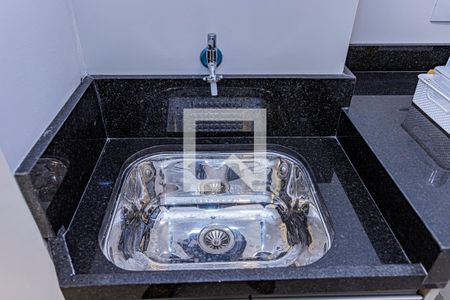 Sala, cozinha e área de serviço de apartamento à venda com 2 quartos, 42m² em Parque Sao Domingos, São Paulo