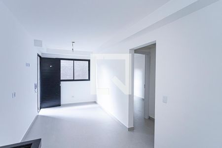 Sala, cozinha e área de serviço de apartamento à venda com 2 quartos, 44m² em Parque Sao Domingos, São Paulo