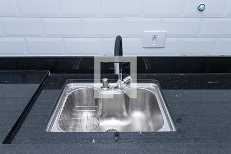 Sala, cozinha e área de serviço de apartamento à venda com 2 quartos, 44m² em Parque Sao Domingos, São Paulo