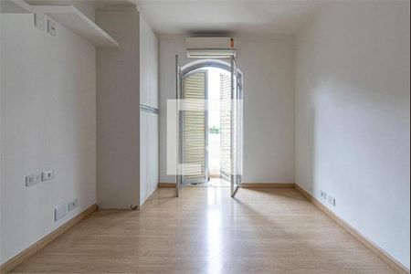 Foto 11 de apartamento à venda com 3 quartos, 115m² em Sumaré, São Paulo