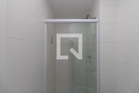 Banheiro de apartamento para alugar com 1 quarto, 29m² em Vila Guilherme, São Paulo