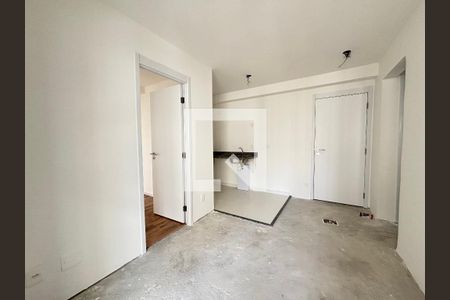 Sala/Cozinha de apartamento à venda com 2 quartos, 42m² em Campo Belo, São Paulo
