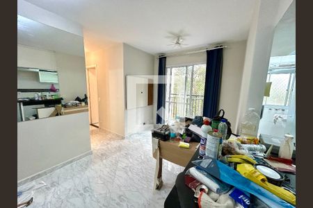 Sala de apartamento à venda com 3 quartos, 58m² em Jardim Cocaia, Guarulhos