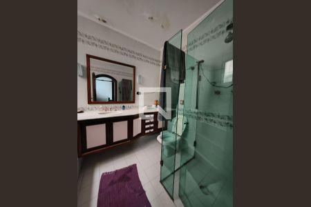 Banheiro de casa à venda com 3 quartos, 265m² em Vila Cordeiro, São Paulo