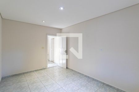 Quarto 2 de casa à venda com 2 quartos, 400m² em Vila Ré, São Paulo