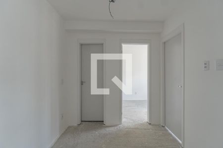 Corredor de apartamento para alugar com 2 quartos, 33m² em Vila Nair, São Paulo