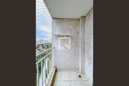 Varanda de apartamento à venda com 2 quartos, 66m² em Guaiauna, São Paulo