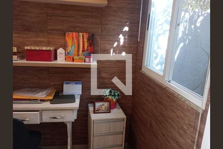 Casa à venda com 2 quartos, 72m² em Marazul, Niterói