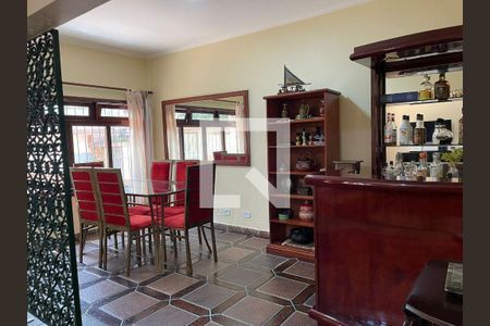 Casa à venda com 4 quartos, 195m² em Instituto de Previdencia, São Paulo