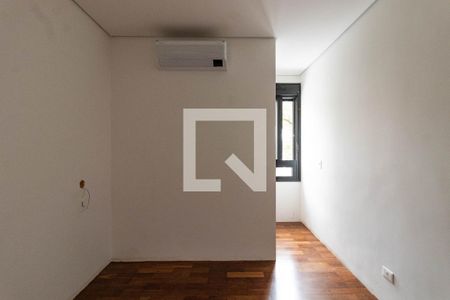 Suíte 1 de casa à venda com 4 quartos, 190m² em Vila Ipojuca, São Paulo