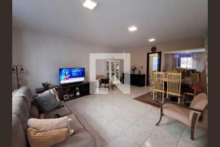 Casa à venda com 3 quartos, 155m² em Catete, Rio de Janeiro