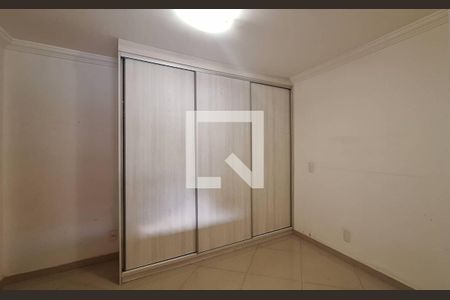 Casa à venda com 3 quartos, 170m² em Vila Sonia, São Paulo